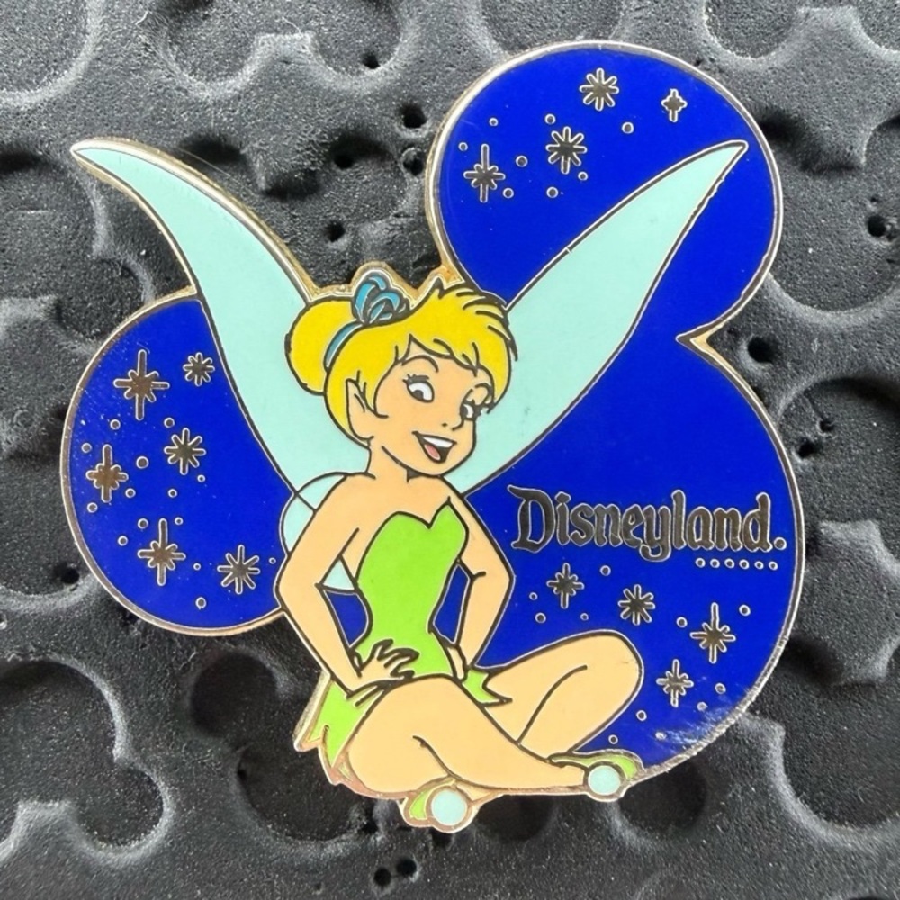 Disney parks Walt Disney travel company Peter Pan Tinker Bell Vtg trading pin